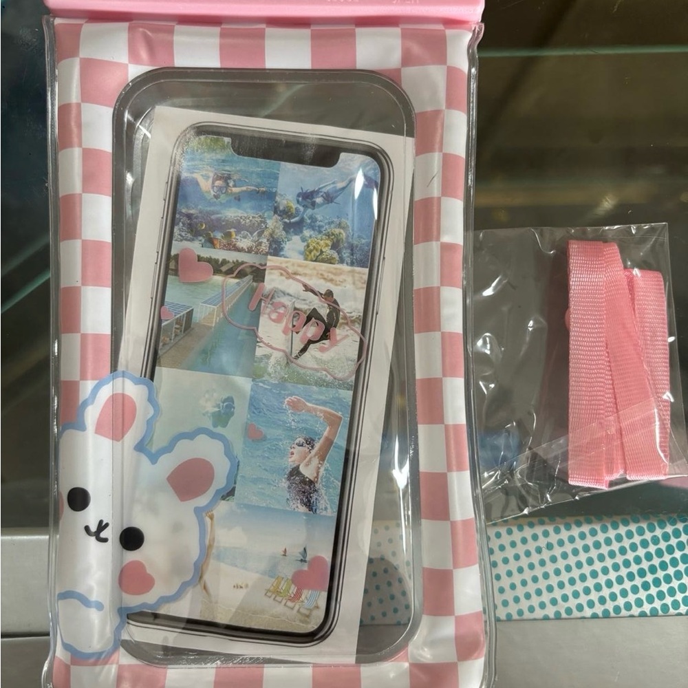 Waterproof cellphone covers